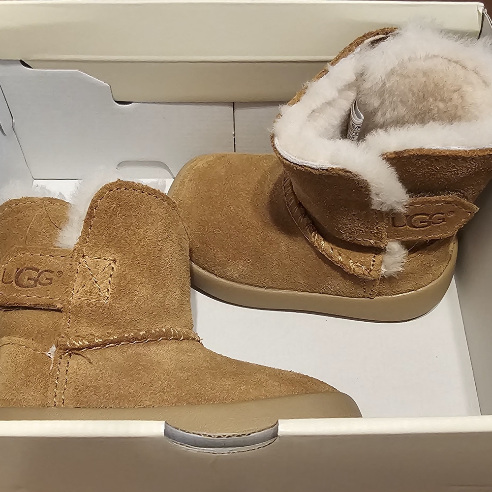 UGG Keelan Tan Sheepskin Baby Booties